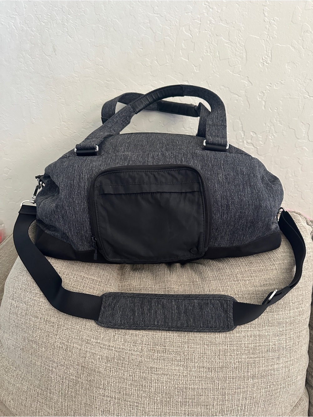 Lululemon duffle bag